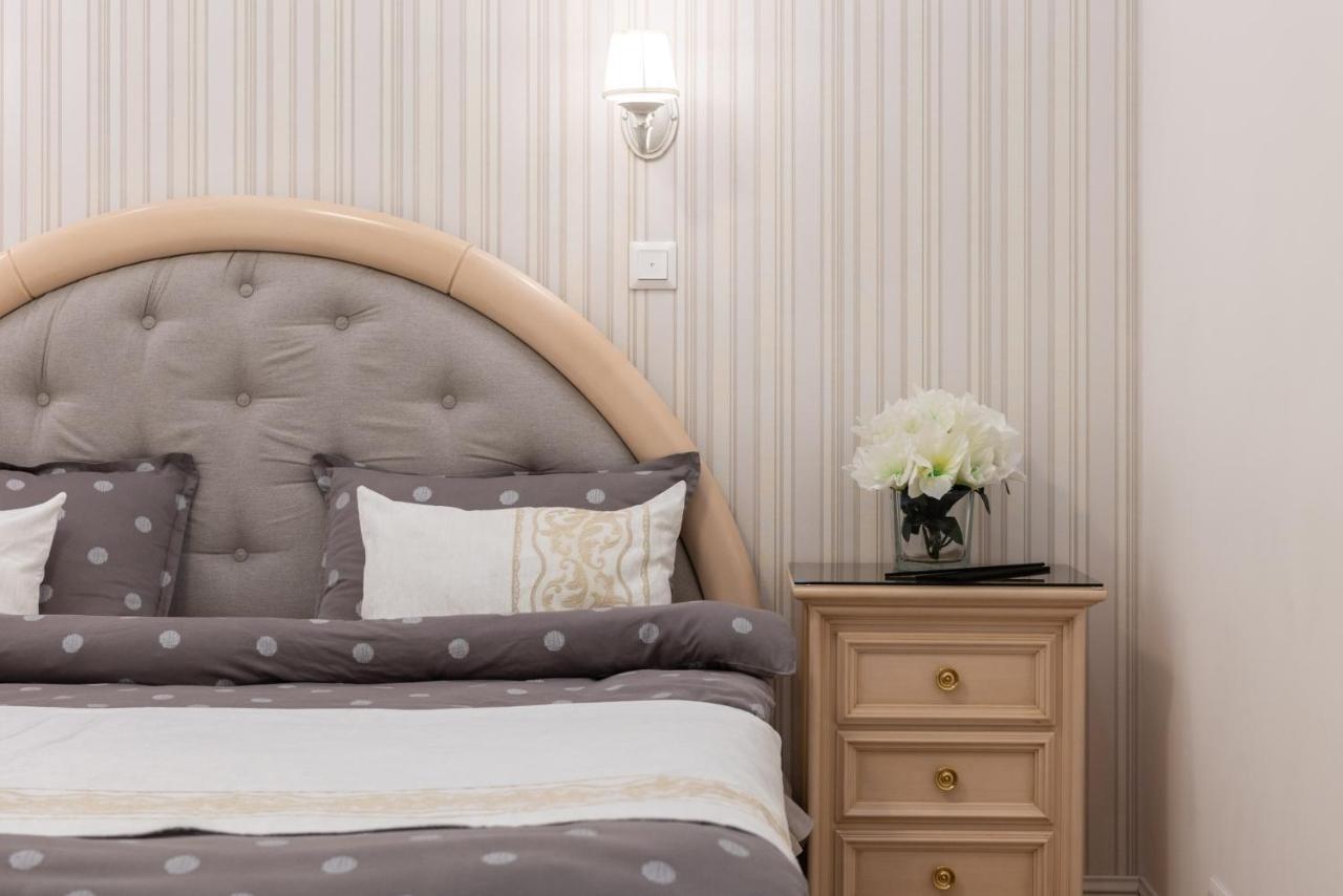 Your Home Away From Home Київ Екстер'єр фото