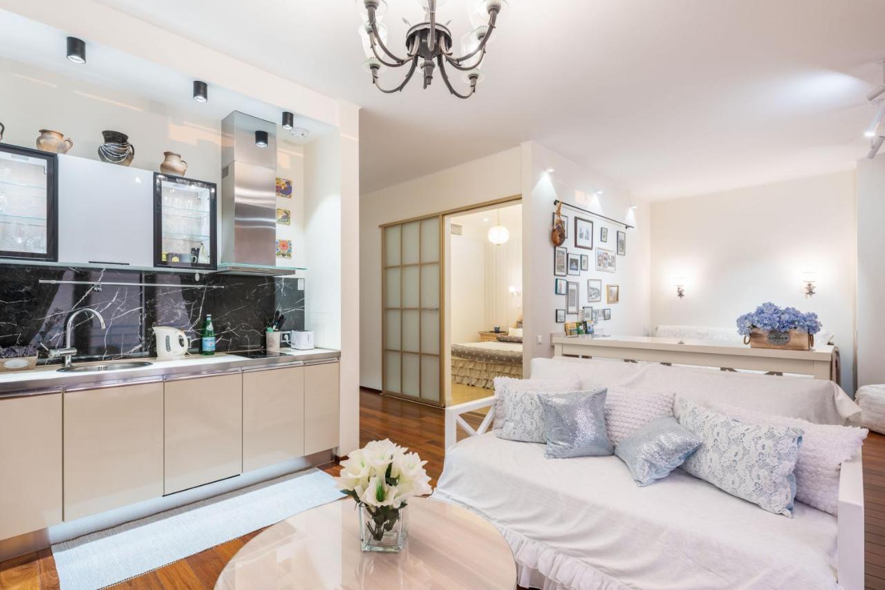Your Home Away From Home Київ Екстер'єр фото