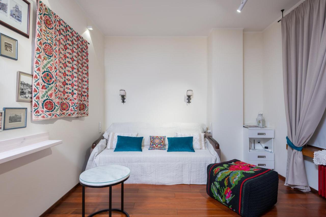 Your Home Away From Home Київ Екстер'єр фото